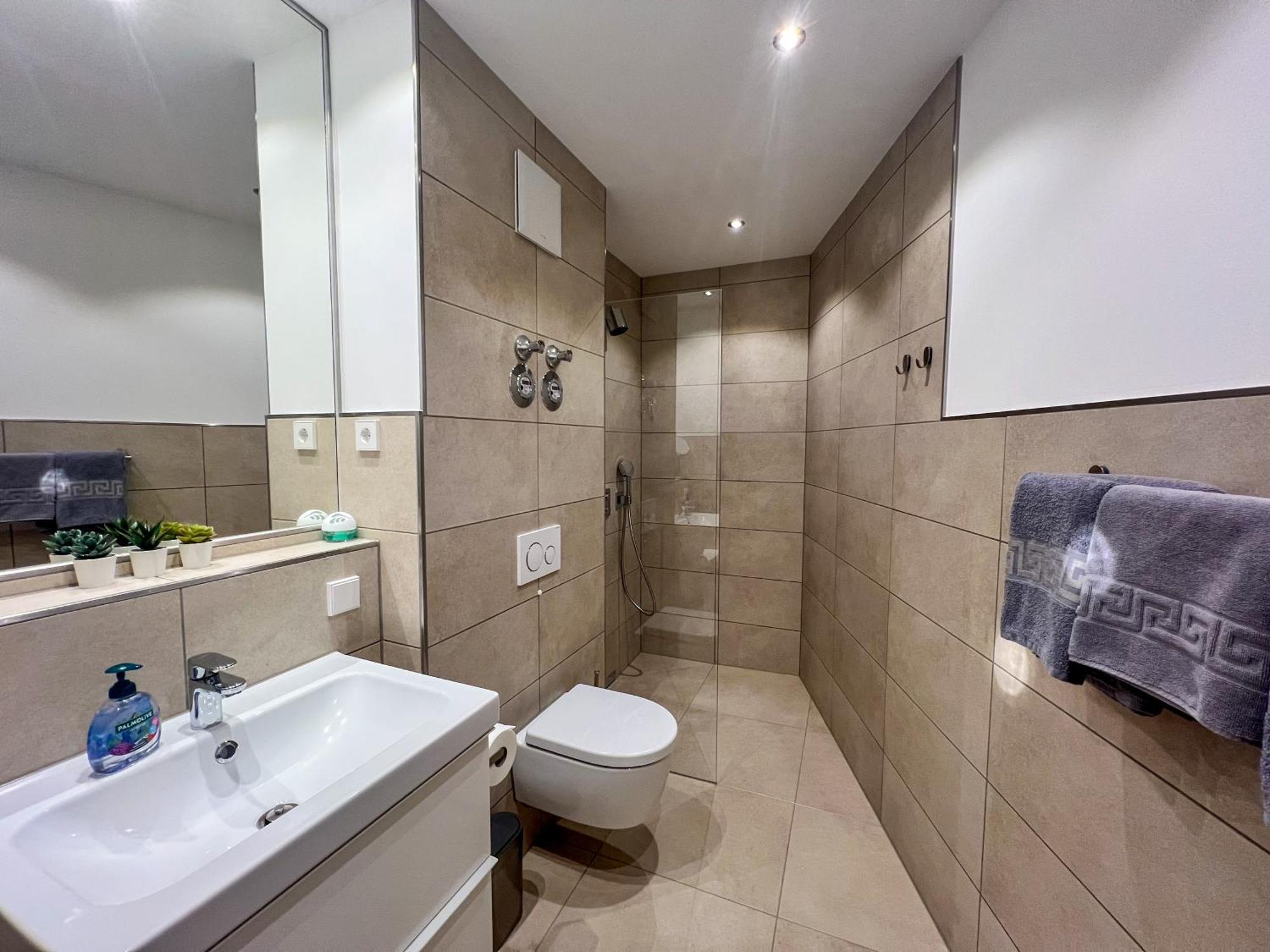 Appartement House เยนา ภายนอก รูปภาพ